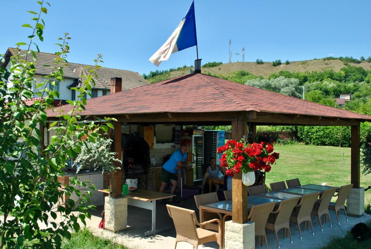 Camping La Foisor Turda Exterior photo