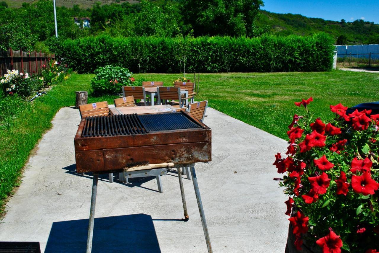 Camping La Foisor Turda Exterior photo