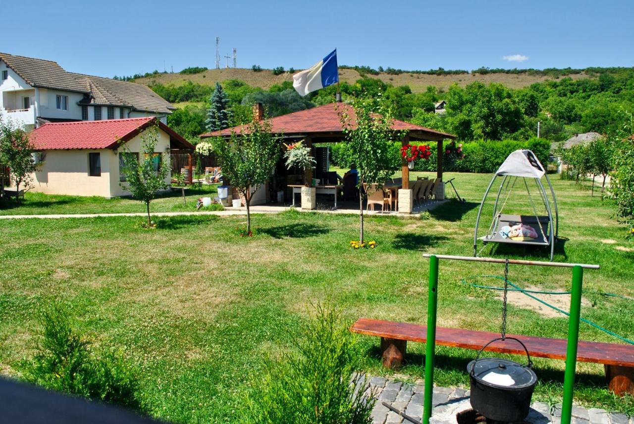 Camping La Foisor Turda Exterior photo